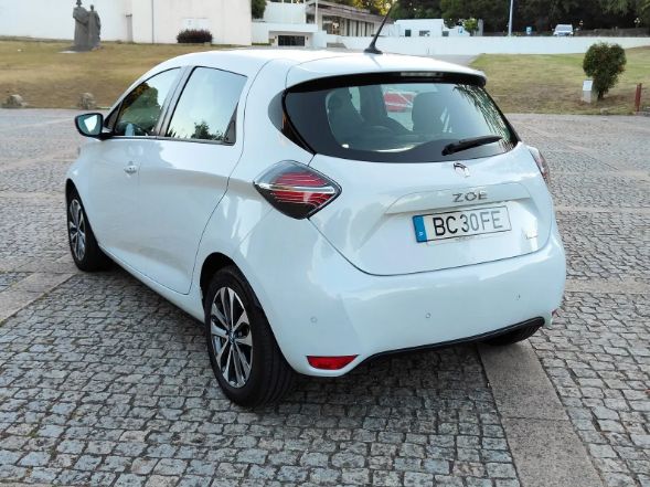 Renault Zoé • 2020 • 23,000 km 2