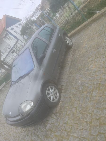 Renault Clio • 1999 • 111,111 km 7