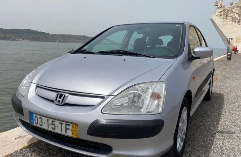 Honda Civic • 2002 • 172,000 km 1