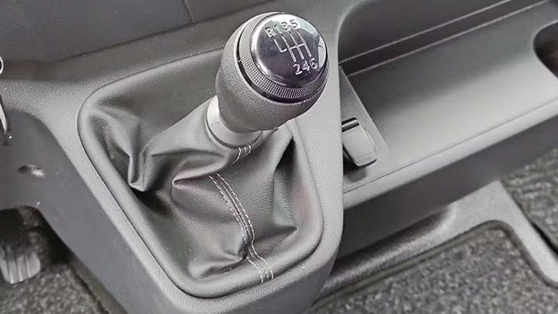 Renault Master • 2024 • 20,858 km 12