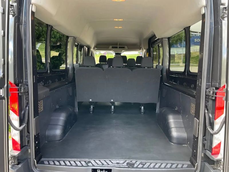 Ford Transit • 2018 • 31,000 km 8