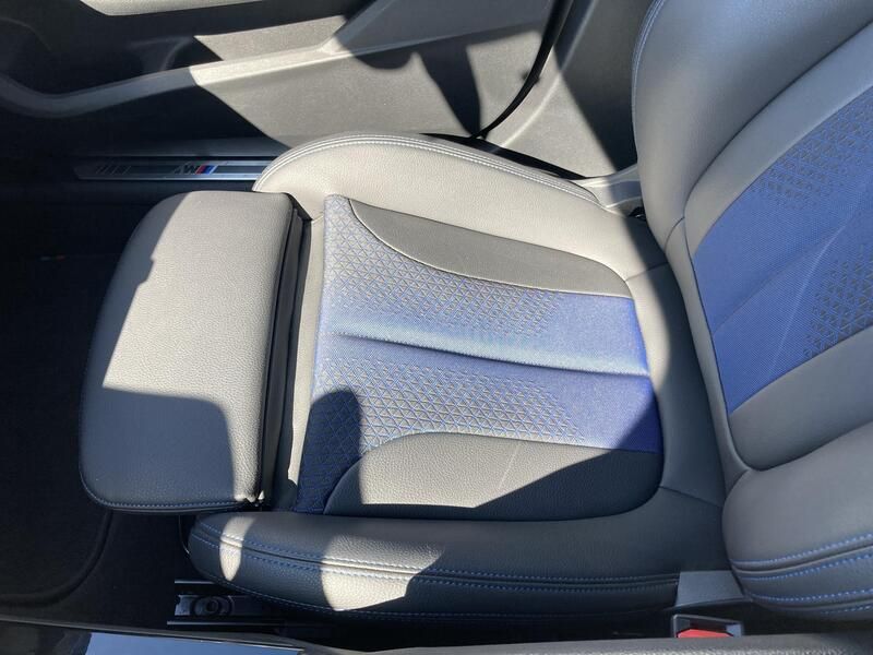 BMW 1 Series • 2022 • 37,577 km 18