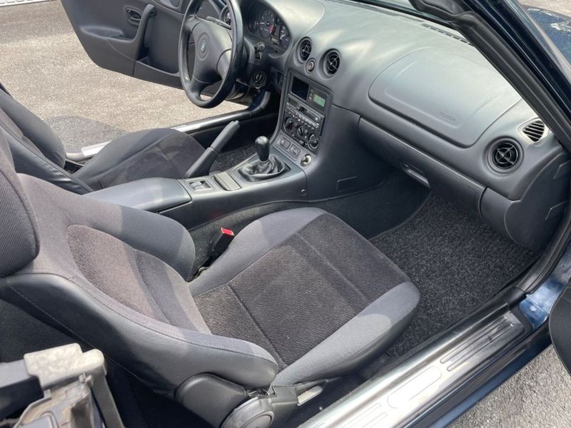 Mazda MX-5 • 1998 • 121,000 km 10