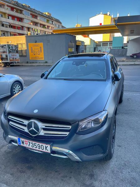 Mercedes-Benz GLC-Class • 2016 • 143,000 km 1