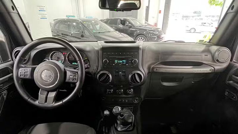 Jeep Wrangler • 2016 • 88,730 km 14