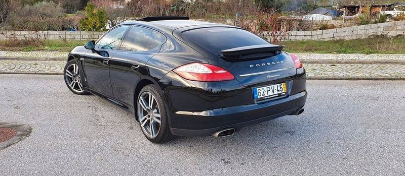 Porsche Panamera • 2011 • 90,000 km 2