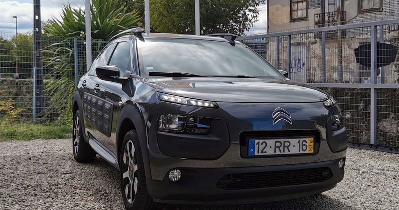 Citroën C4 • 2016 • 19,999 km 2