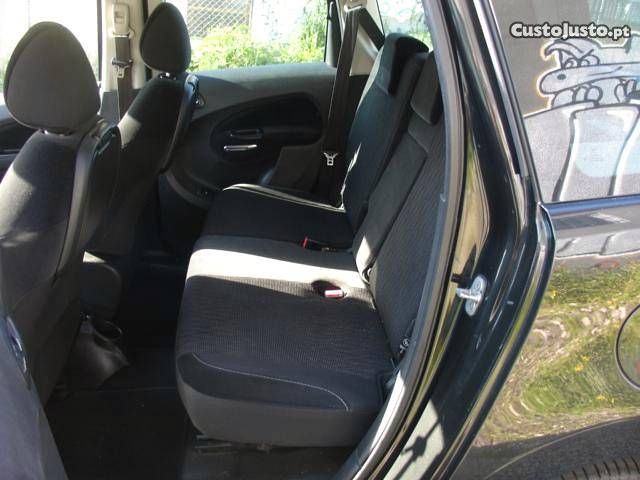 Citroën C3 Picasso • 2010 • 120,000 km 4
