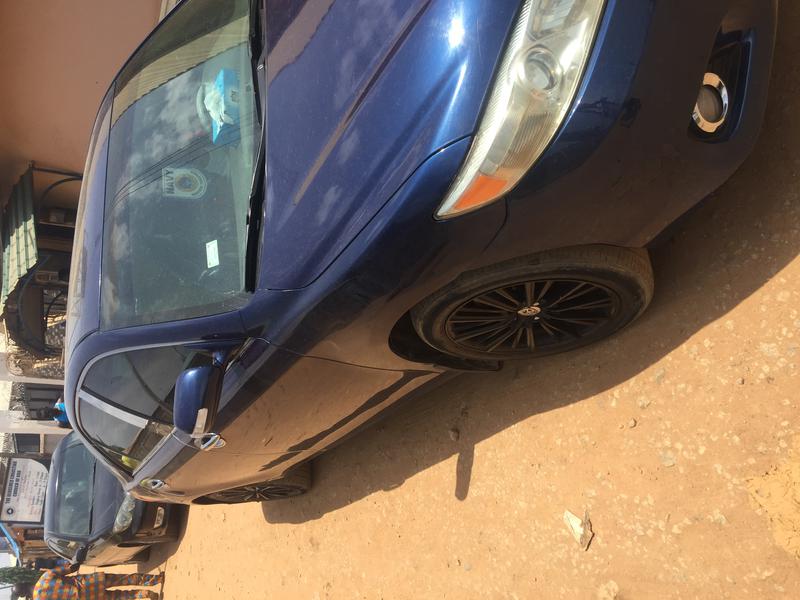 Toyota Camry • 2009 • 175,785 km 4