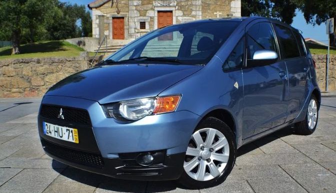 Mitsubishi Colt • 2009 • 94,000 km 1