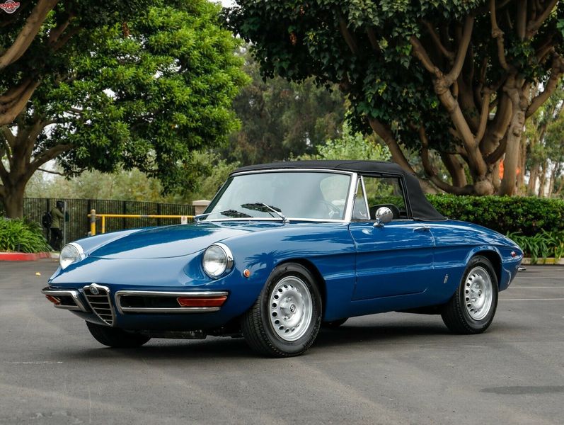 Alfa Romeo Spider • 1969 • 35,000 km 1