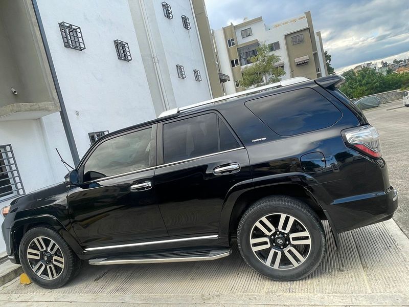 Toyota 4 Runner Limited • 2015 • 84,000 mi 4