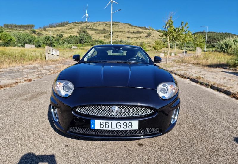 Jaguar XK • 2011 • 106,000 km 3