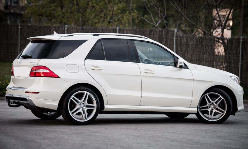 Mercedes-Benz ML350 • 2013 • 215,000 km 14