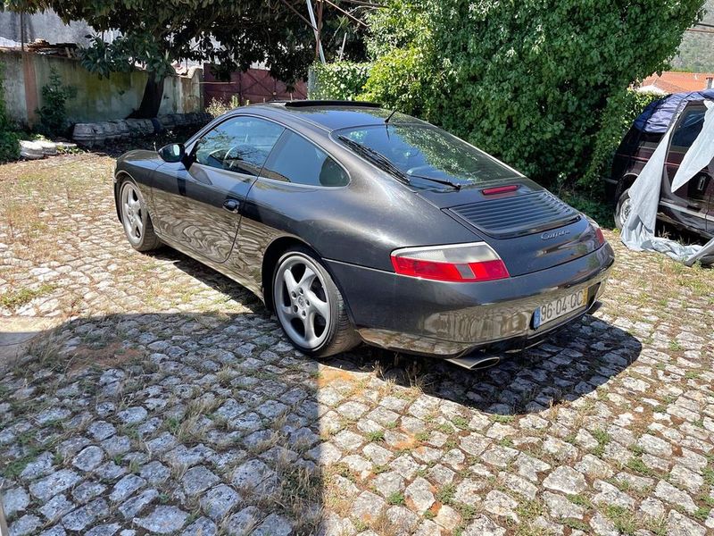 Porsche 911 Carrera • 2000 • 204,000 km 9