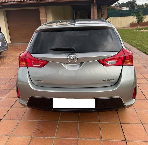 Toyota Auris • 2014 • 188,600 km 3