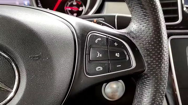 Mercedes-Benz GLE-Class Coupe • 2018 • 149,568 km 9