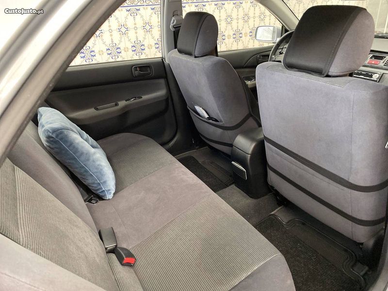 Mitsubishi Lancer • 2004 • 100,000 km 2