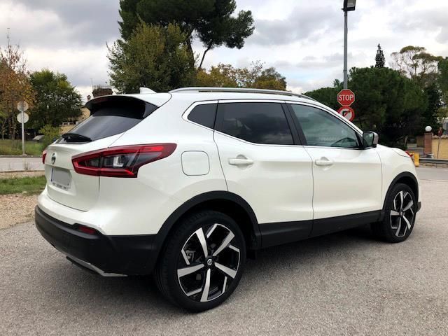 Nissan Qashqai • 2017 • 93,500 km 2