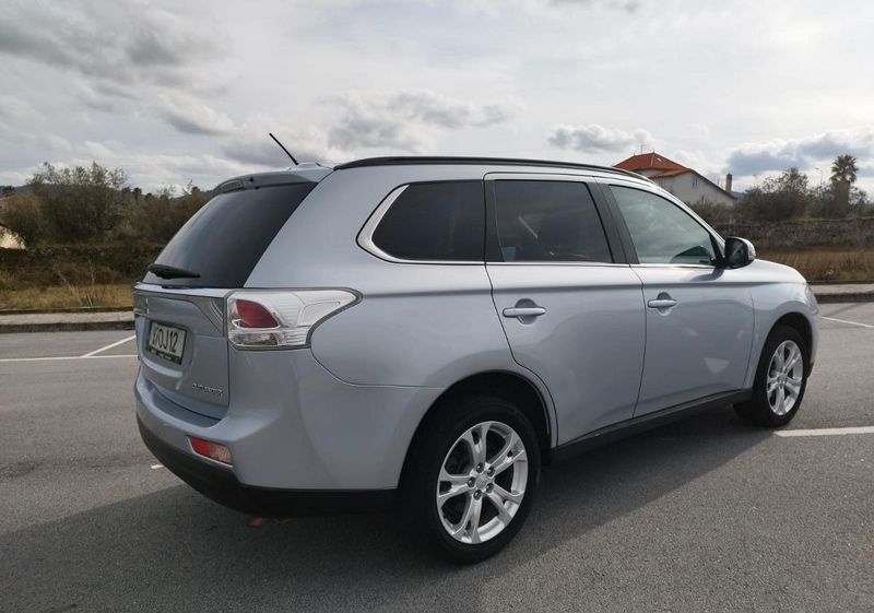 Mitsubishi Outlander Sport • 2014 • 180,000 km 3