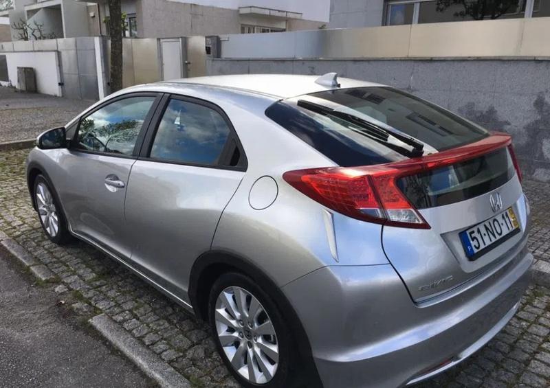 Honda Civic • 2013 • 91,000 km 1