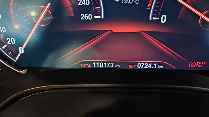BMW 5 Series • 2017 • 110,173 km 11
