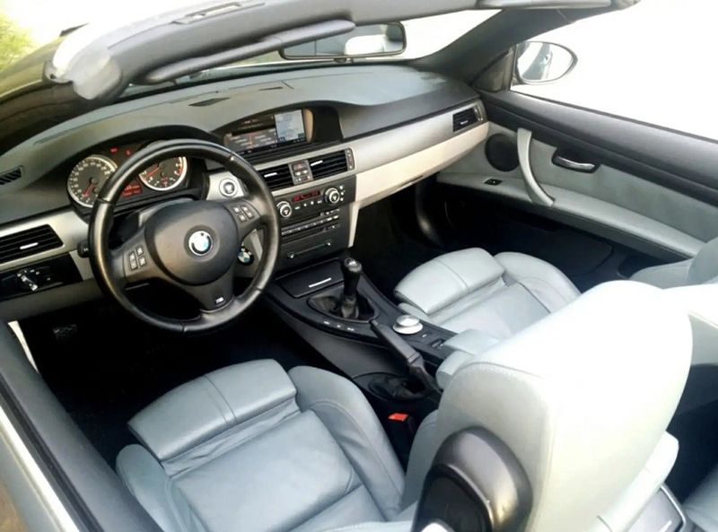 BMW M3 • 2009 • 66,000 km 8