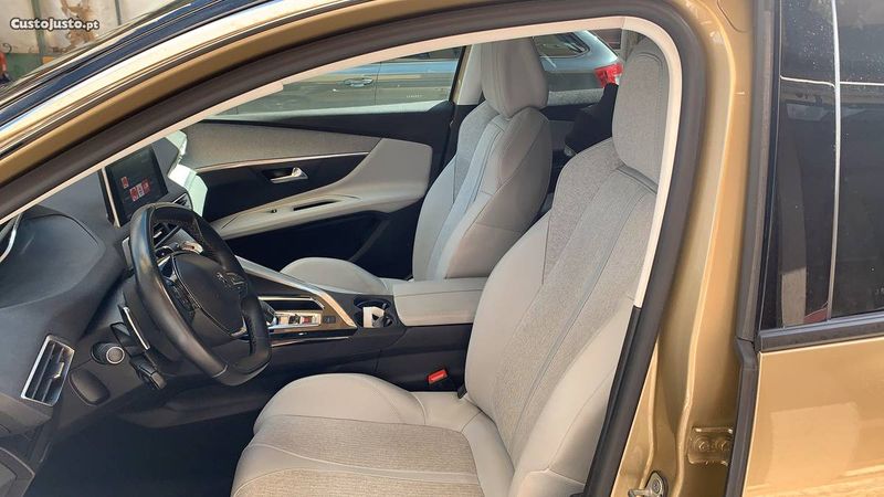 Peugeot 3008 • 2018 • 120,000 km 3