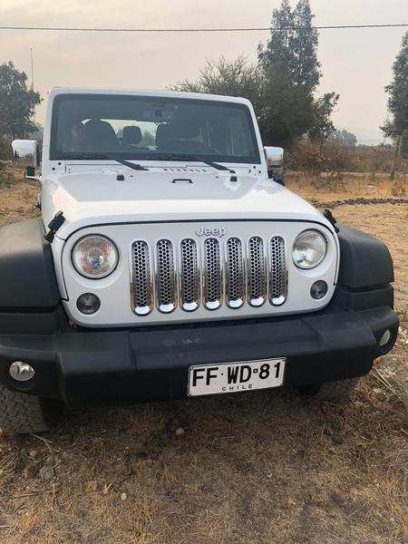 Jeep Wrangler • 2014 • 84,000 km 3