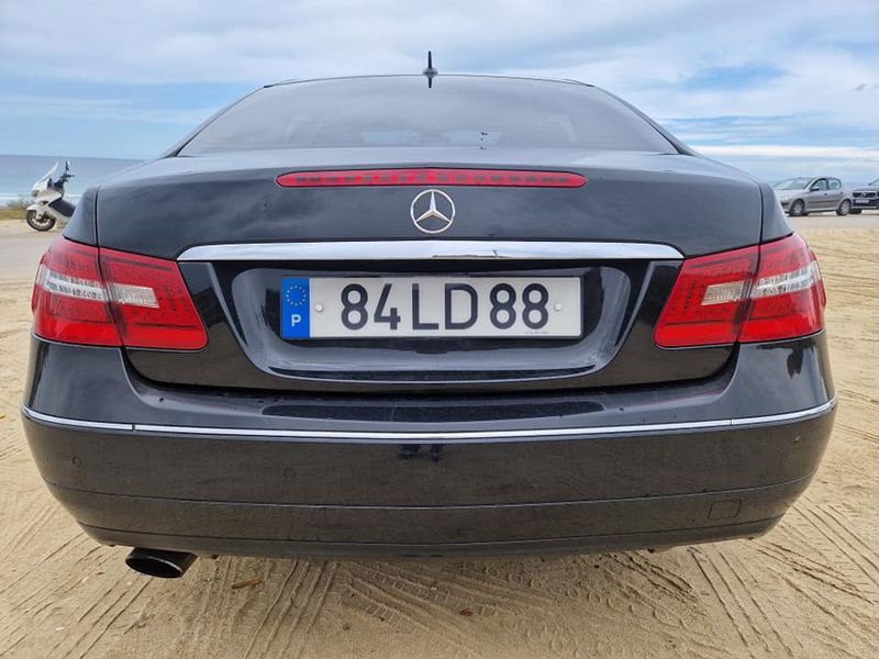 Mercedes-Benz E-Class • 2009 • 218,000 km 2