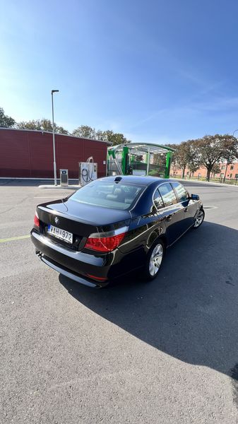 BMW 5 Series • 2004 • 144,000 km 6