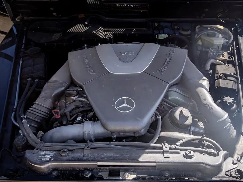 Mercedes-Benz G-Class • 2004 • 126,000 km 16