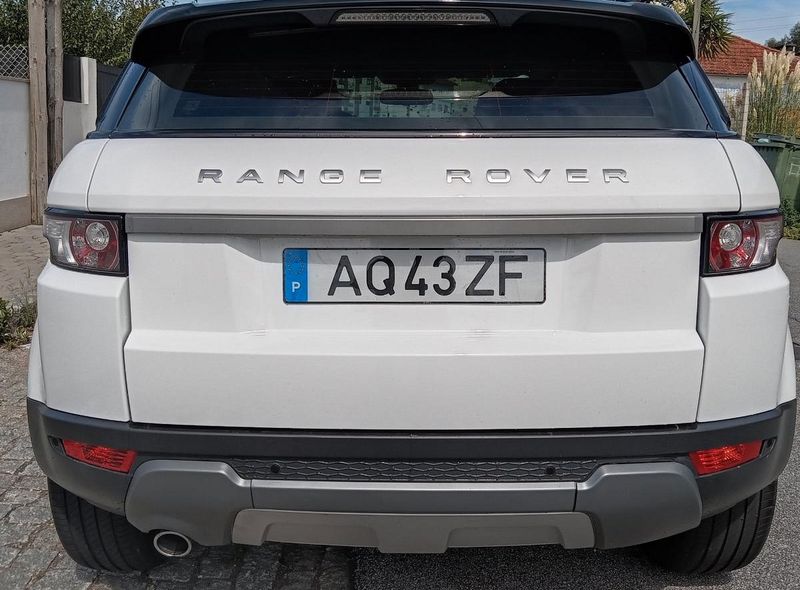 Land Rover Range Rover • 2021 • 20,000 km 4