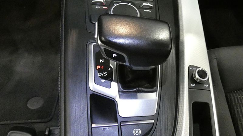 Audi A4 • 2017 • 112,944 km 5