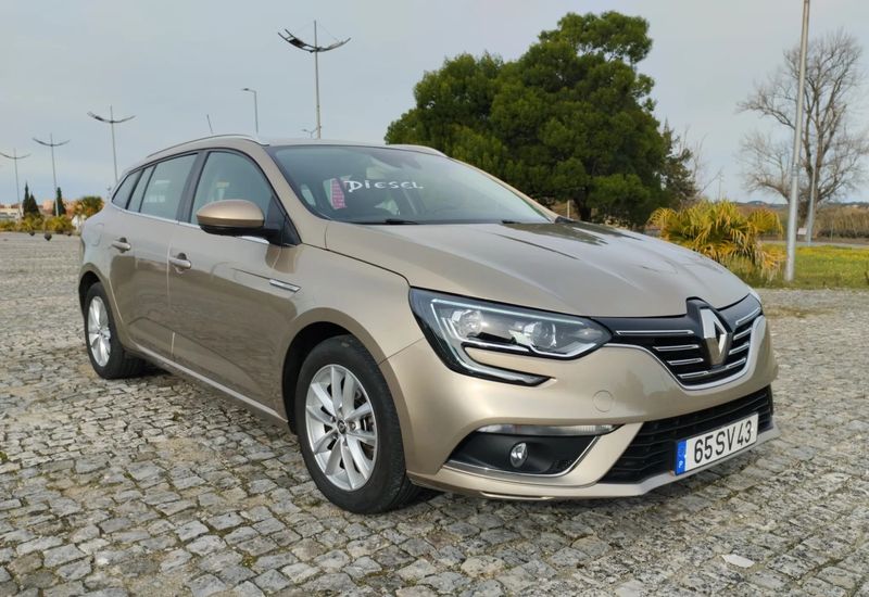 Renault Mégane • 2017 • 162,000 km 1