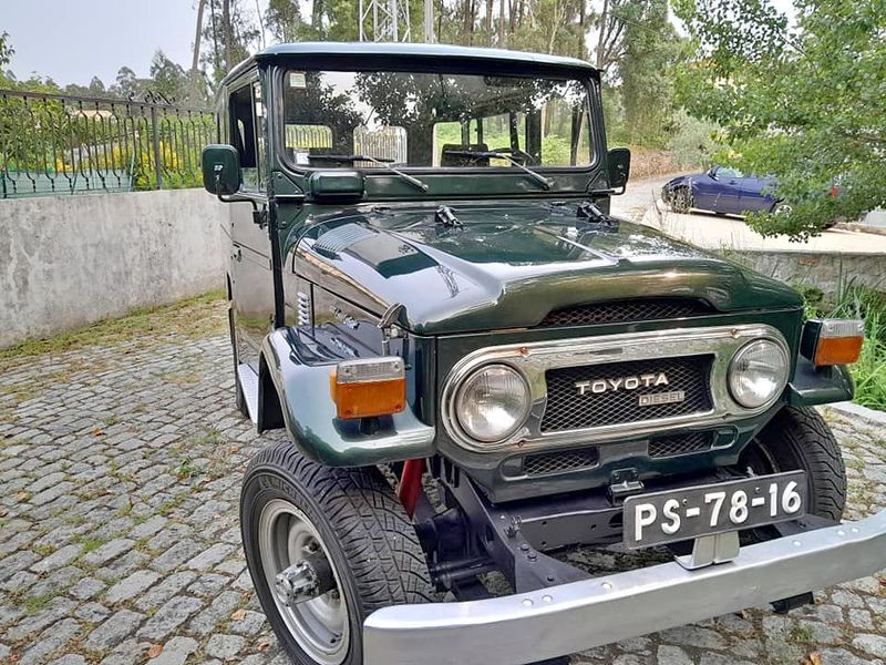 Toyota FJ Cruiser • 1979 • 97,000 km 1