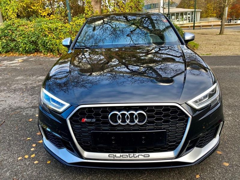 Audi RS 3 • 2018 • 42,000 km 1