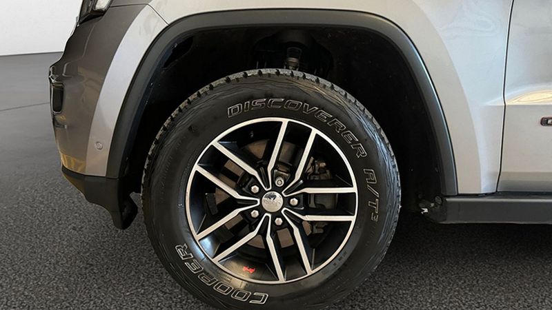Jeep Grand Cherokee • 2018 • 102,429 km 4