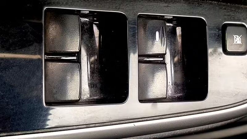 Mitsubishi L200 • 2020 • 121,530 km 31