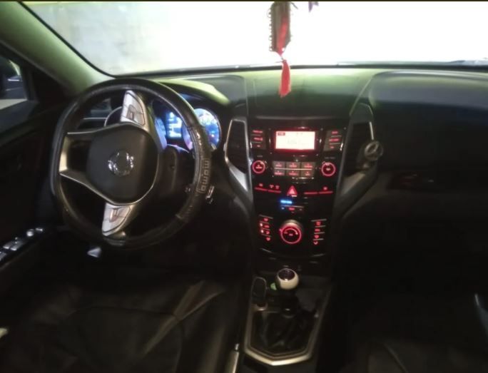 Ssangyong Tivoli • 2016 • 107,000 km 5