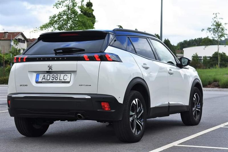 Peugeot 2008 • 2020 • 67,000 km 2