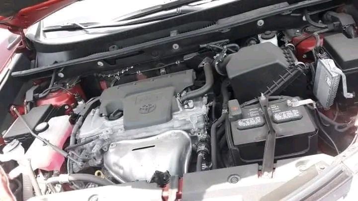 Toyota RAV4 • 2018 • 50,000 km 3