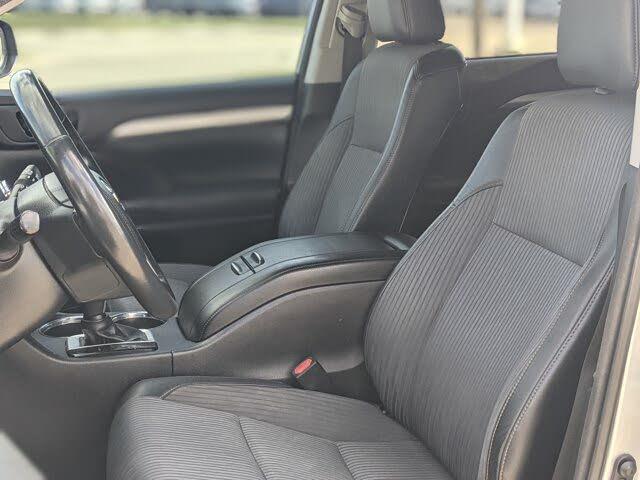 Toyota Highlander • 2015 • 193,933 km 11