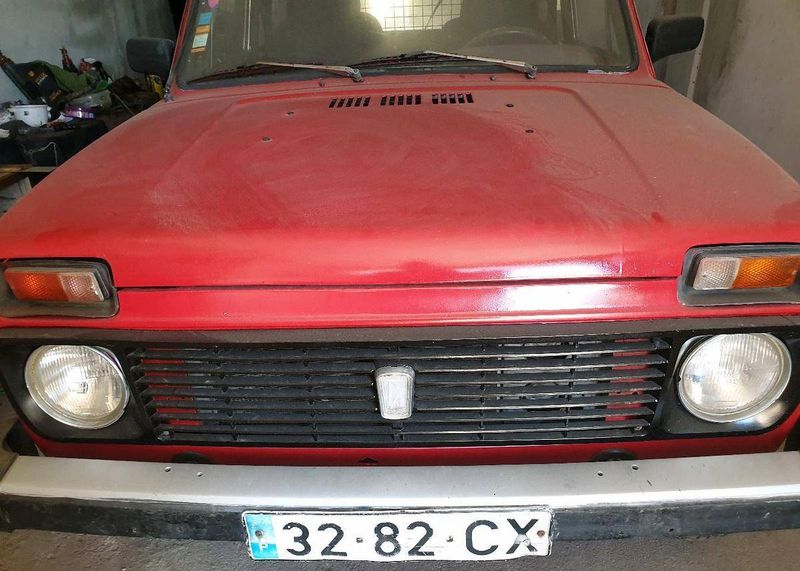 Lincoln Blackwood • 1990 • 49,999 km 1