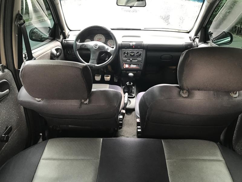 Chevrolet Corsa • 2004 • 126,000 km 4