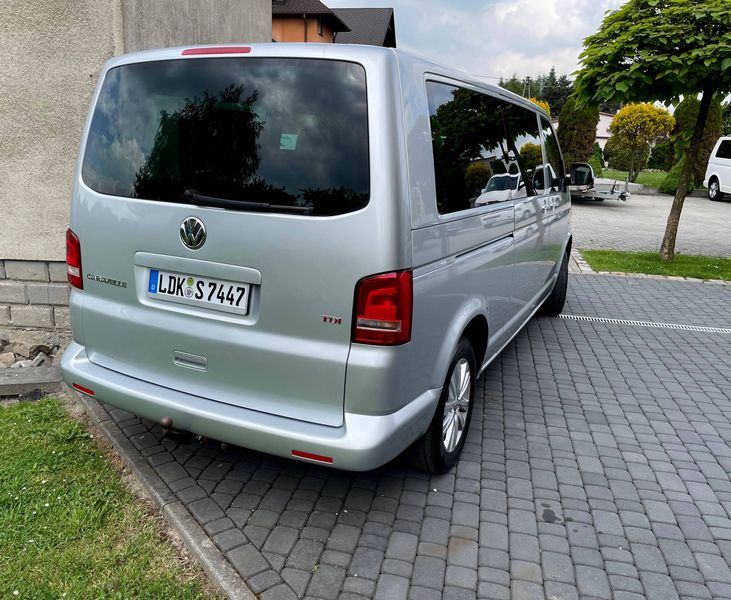 Volkswagen Caravelle • 2011 • 207,000 km 5