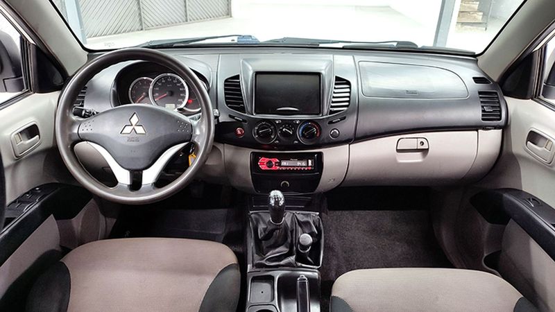 Mitsubishi L200 • 2012 • 163,500 km 5