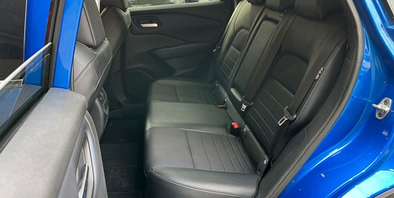 Nissan Qashqai • 2023 • 62,704 km 9