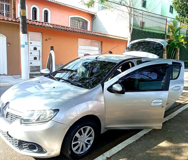 Renault Sandero • 2015 • 145 km 1