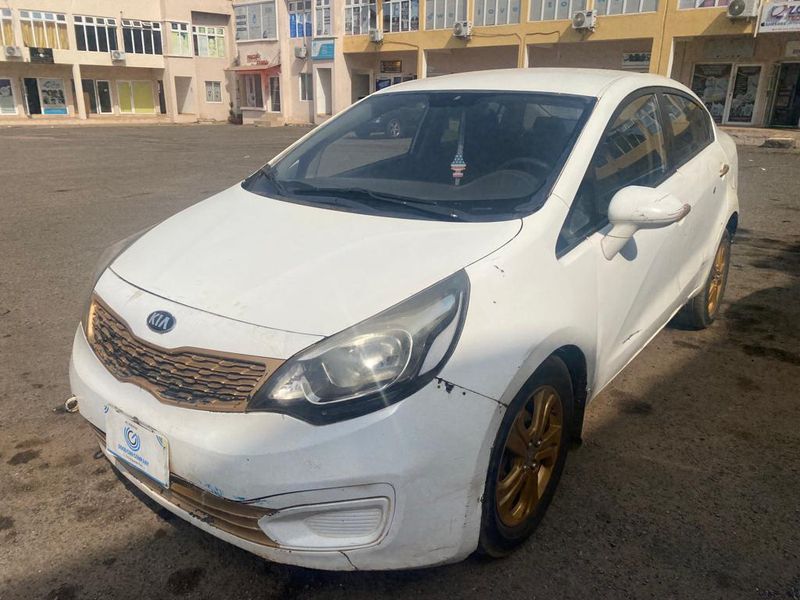 Kia Rio • 2012 • 97,732 km 5